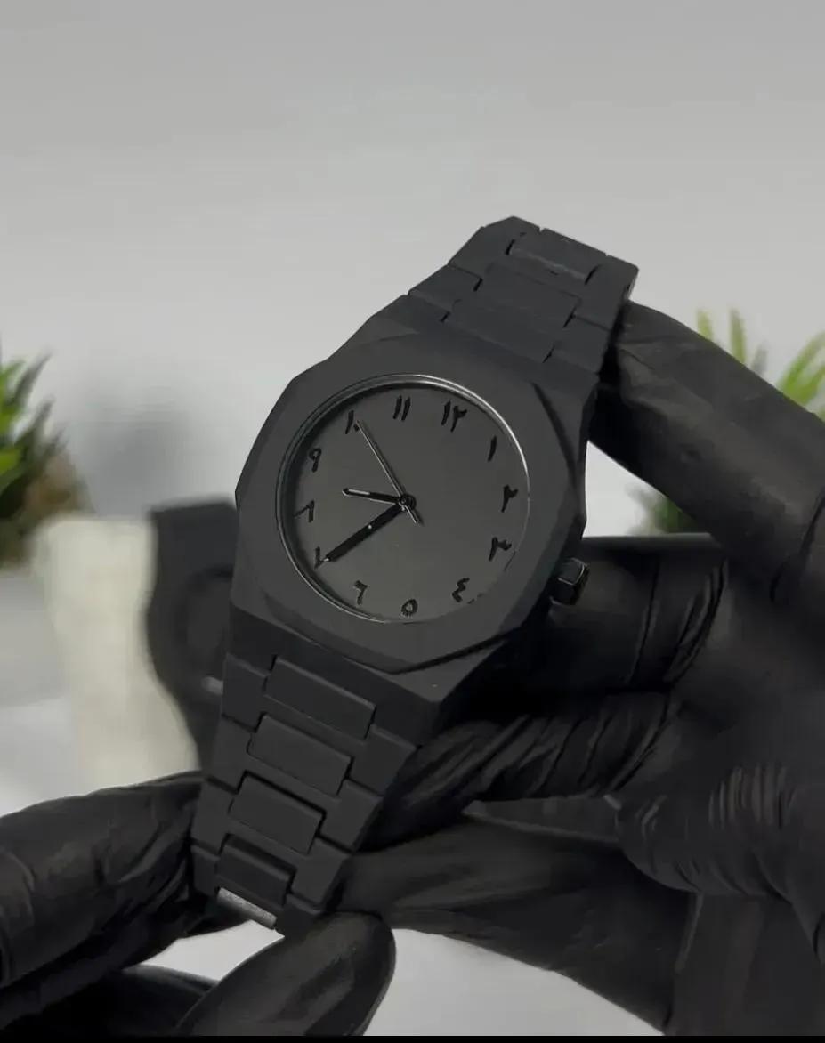 black aura watch
